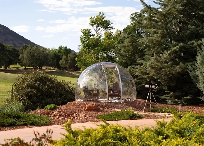 Luxury 4br Estate For 10, Red Rock & Golf Views, Sauna, Geodome, Massage, Yoga Country house *